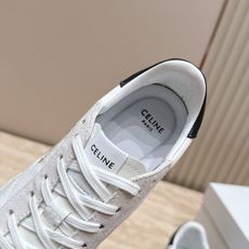 Celine 赛琳 26新款凯旋门德训鞋阿甘鞋休闲鞋 这是充满街头感的一双鞋子,延续经典设计非常赞 这款鞋有它自己独特 Celine 赛琳 26新款凯旋门德训鞋阿甘鞋休闲鞋 这是充满街头感的一双鞋子,延续经典设计非常赞 这款鞋有它自己独特