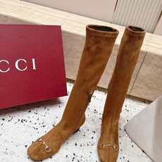 Gucci古驰2026vs早秋最新爆款靴子系列…… 方圆头弹力高靴 原单品质 原汁原味的欧式风格,上脚非常完美 超级显 Gucci古驰2026vs早秋最新爆款靴子系列…… 方圆头弹力高靴 原单品质 原汁原味的欧式风格,上脚非常完美 超级显