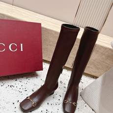 Gucci古驰2026vs早秋最新爆款靴子系列…… 方圆头弹力高靴 原单品质 原汁原味的欧式风格,上脚非常完美 超级显 Gucci古驰2026vs早秋最新爆款靴子系列…… 方圆头弹力高靴 原单品质 原汁原味的欧式风格,上脚非常完美 超级显