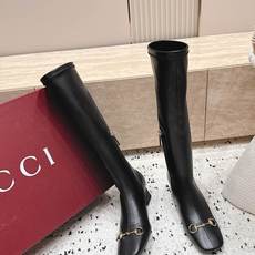 Gucci古驰2026vs早秋最新爆款靴子系列…… 方圆头弹力高靴 原单品质 原汁原味的欧式风格,上脚非常完美 超级显 Gucci古驰2026vs早秋最新爆款靴子系列…… 方圆头弹力高靴 原单品质 原汁原味的欧式风格,上脚非常完美 超级显