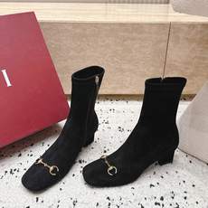 Gucci古驰2026vs早秋最新爆款靴子系列…… 方圆头弹力高靴 原单品质 原汁原味的欧式风格,上脚非常完美 超级显 Gucci古驰2026vs早秋最新爆款靴子系列…… 方圆头弹力高靴 原单品质 原汁原味的欧式风格,上脚非常完美 超级显