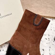顶级版本 Brunello Cucinelli新款BC秋冬靴子系列 粗高跟中筒靴 BC是意大利知名品牌,极简主义风 顶级版本 Brunello Cucinelli新款BC秋冬靴子系列 粗高跟中筒靴 BC是意大利知名品牌,极简主义风