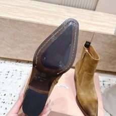 MiuMiu 缪缪 秋冬最新款复古粗跟时装靴、牛仔靴 走秀款时尚博主同款 早秋力推单品!复古欧美风格 炸街必备单品 非 MiuMiu 缪缪 秋冬最新款复古粗跟时装靴、牛仔靴 走秀款时尚博主同款 早秋力推单品!复古欧美风格 炸街必备单品 非