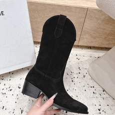 celine 思琳 秋冬最新款复古粗跟时装靴、牛仔靴 走秀款时尚博主同款 早秋力推单品!复古欧美风格 炸街必备单品 非 celine 思琳 秋冬最新款复古粗跟时装靴、牛仔靴 走秀款时尚博主同款 早秋力推单品!复古欧美风格 炸街必备单品 非