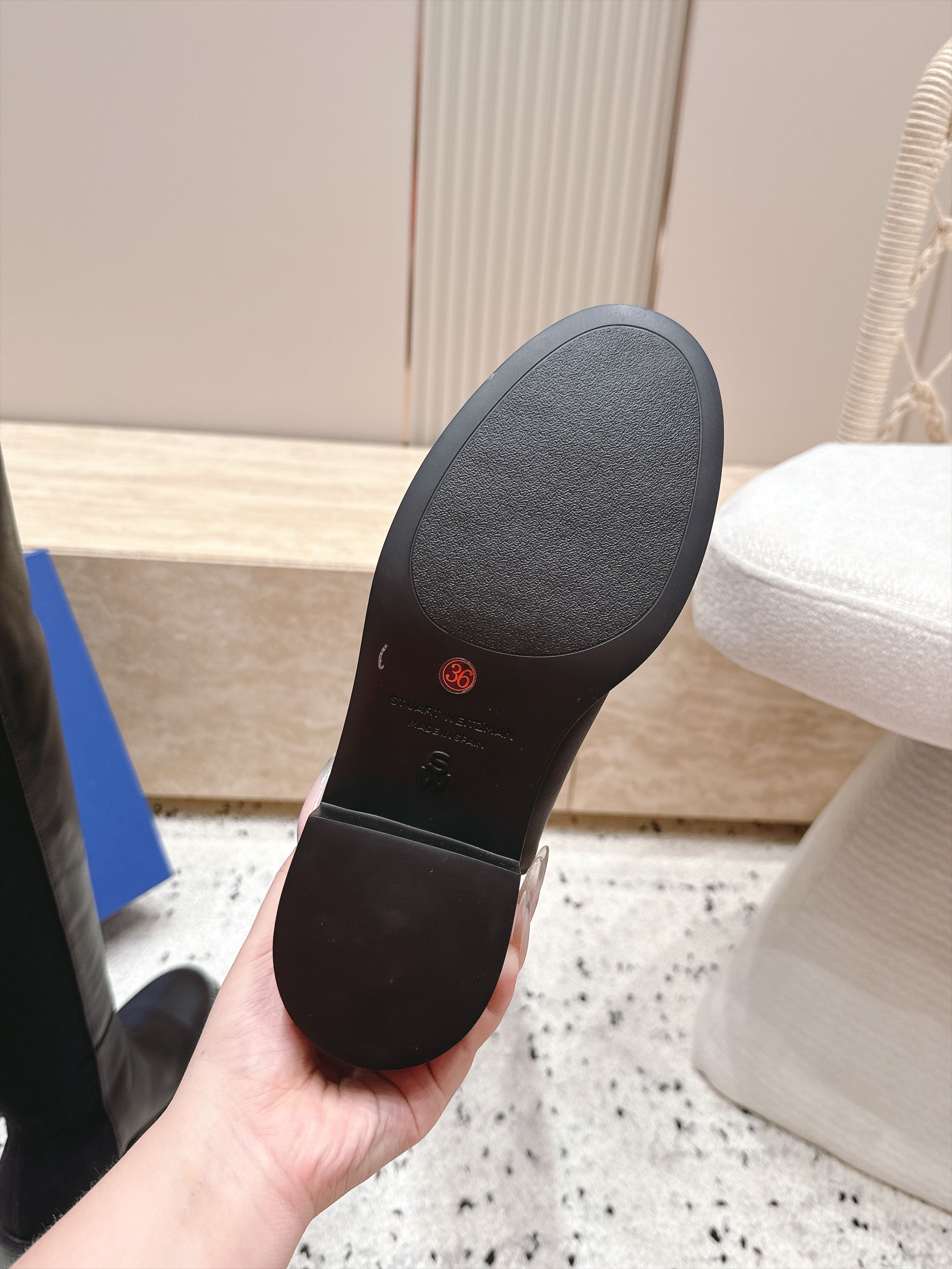 顶版  Stuart Weitzman SW经典5050强势回归 经典幂式穿搭 秋冬神靴 哑光皮和麂皮两种材质可选，黑、