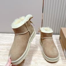 UGG 26s 秋冬新款系列-- 凌乱感毛流感后跟蝴蝶结雪地靴 像一只刚在雪地里打过滚的毛绒兔子——鞋内里毛流感不是修剪 UGG 26s 秋冬新款系列-- 凌乱感毛流感后跟蝴蝶结雪地靴 像一只刚在雪地里打过滚的毛绒兔子——鞋内里毛流感不是修剪
