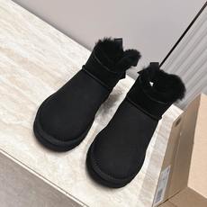 UGG 26s 秋冬新款系列-- 凌乱感毛流感后跟蝴蝶结雪地靴 像一只刚在雪地里打过滚的毛绒兔子——鞋内里毛流感不是修剪 UGG 26s 秋冬新款系列-- 凌乱感毛流感后跟蝴蝶结雪地靴 像一只刚在雪地里打过滚的毛绒兔子——鞋内里毛流感不是修剪