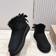 UGG 26s 秋冬新款系列-- 凌乱感毛流感后跟蝴蝶结雪地靴 像一只刚在雪地里打过滚的毛绒兔子——鞋内里毛流感不是修剪 UGG 26s 秋冬新款系列-- 凌乱感毛流感后跟蝴蝶结雪地靴 像一只刚在雪地里打过滚的毛绒兔子——鞋内里毛流感不是修剪
