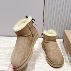 UGG 26s 秋冬新款系列-- 凌乱感毛流感后跟蝴蝶结雪地靴 像一只刚在雪地里打过滚的毛绒兔子——鞋内里毛流感不是修剪 UGG 26s 秋冬新款系列-- 凌乱感毛流感后跟蝴蝶结雪地靴 像一只刚在雪地里打过滚的毛绒兔子——鞋内里毛流感不是修剪