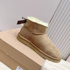 UGG 26s 秋冬新款系列-- 凌乱感毛流感后跟蝴蝶结雪地靴 像一只刚在雪地里打过滚的毛绒兔子——鞋内里毛流感不是修剪 UGG 26s 秋冬新款系列-- 凌乱感毛流感后跟蝴蝶结雪地靴 像一只刚在雪地里打过滚的毛绒兔子——鞋内里毛流感不是修剪