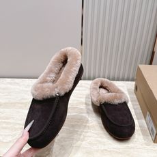 UUG·*26s 秋冬新款 超级厚实羊毛一脚蹬内里翻毛皮乐福鞋 这双平底厚实羊毛里乐福鞋,是 「经典」与「舒适」的一次成 UUG·*26s 秋冬新款 超级厚实羊毛一脚蹬内里翻毛皮乐福鞋 这双平底厚实羊毛里乐福鞋,是 「经典」与「舒适」的一次成