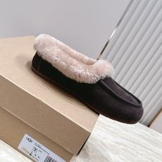 UUG·*26s 秋冬新款 超级厚实羊毛一脚蹬内里翻毛皮乐福鞋 这双平底厚实羊毛里乐福鞋,是 「经典」与「舒适」的一次成 UUG·*26s 秋冬新款 超级厚实羊毛一脚蹬内里翻毛皮乐福鞋 这双平底厚实羊毛里乐福鞋,是 「经典」与「舒适」的一次成