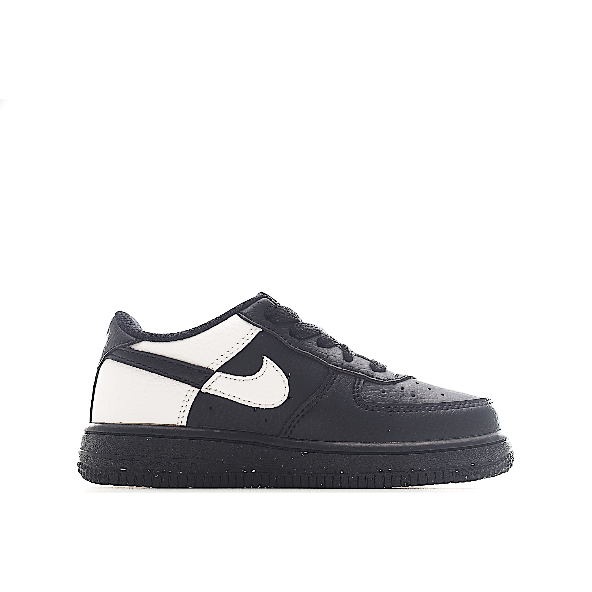 图片[3]-Nike Force 1 Low空军一号低帮儿童板鞋 Air Force 1于1982年推出，由Nike公 司的传奇设计师Bruce Kilgore设计，他摒弃了老旧的帆布鞋风格，突破性的使用内嵌式Air Sole气垫缓震系统，并将其与横跨复古与现代的外型结合，造就出风靡全球三十多年的Air Force 1,有了这个经典，您将获得耐用性，缓冲性和最佳的穿着舒适度。 货号：6001 尺码：22-37.5-选品中心