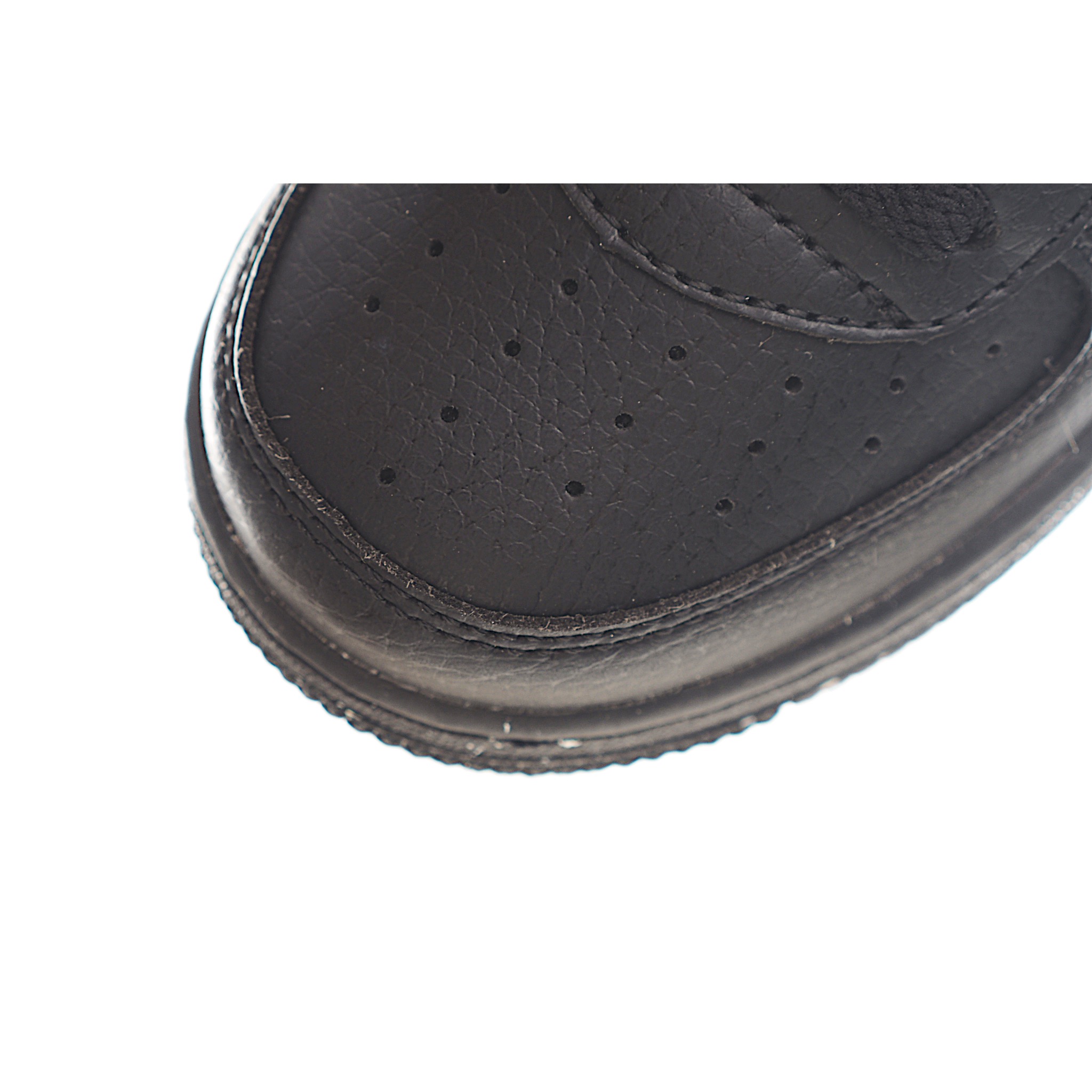 图片[8]-Nike Force 1 Low空军一号低帮儿童板鞋 Air Force 1于1982年推出，由Nike公 司的传奇设计师Bruce Kilgore设计，他摒弃了老旧的帆布鞋风格，突破性的使用内嵌式Air Sole气垫缓震系统，并将其与横跨复古与现代的外型结合，造就出风靡全球三十多年的Air Force 1,有了这个经典，您将获得耐用性，缓冲性和最佳的穿着舒适度。 货号：6001 尺码：22-37.5-选品中心