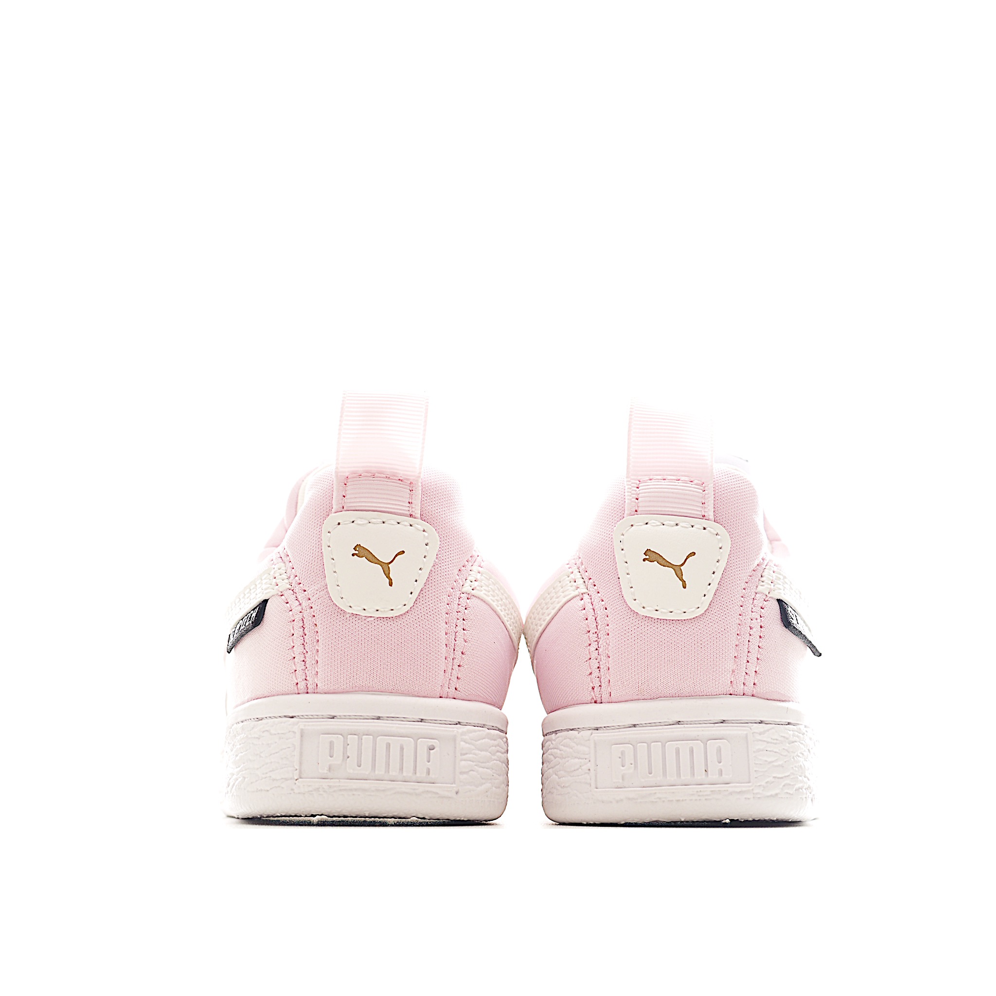 图片[8]-彪马复古一脚蹬休闲儿童板鞋 一脚蹬绒面板鞋，为孩子贴心打造，穿脱省心。以凹凸纹理细节、金属色 Logo 等细节，提升鞋款造型感，助力时髦出街。胶外底抓地耐穿，塑造平稳步伐。添加柔软织物鞋 面，舒适耐穿。 货号：4003 尺码：22-37-选品中心