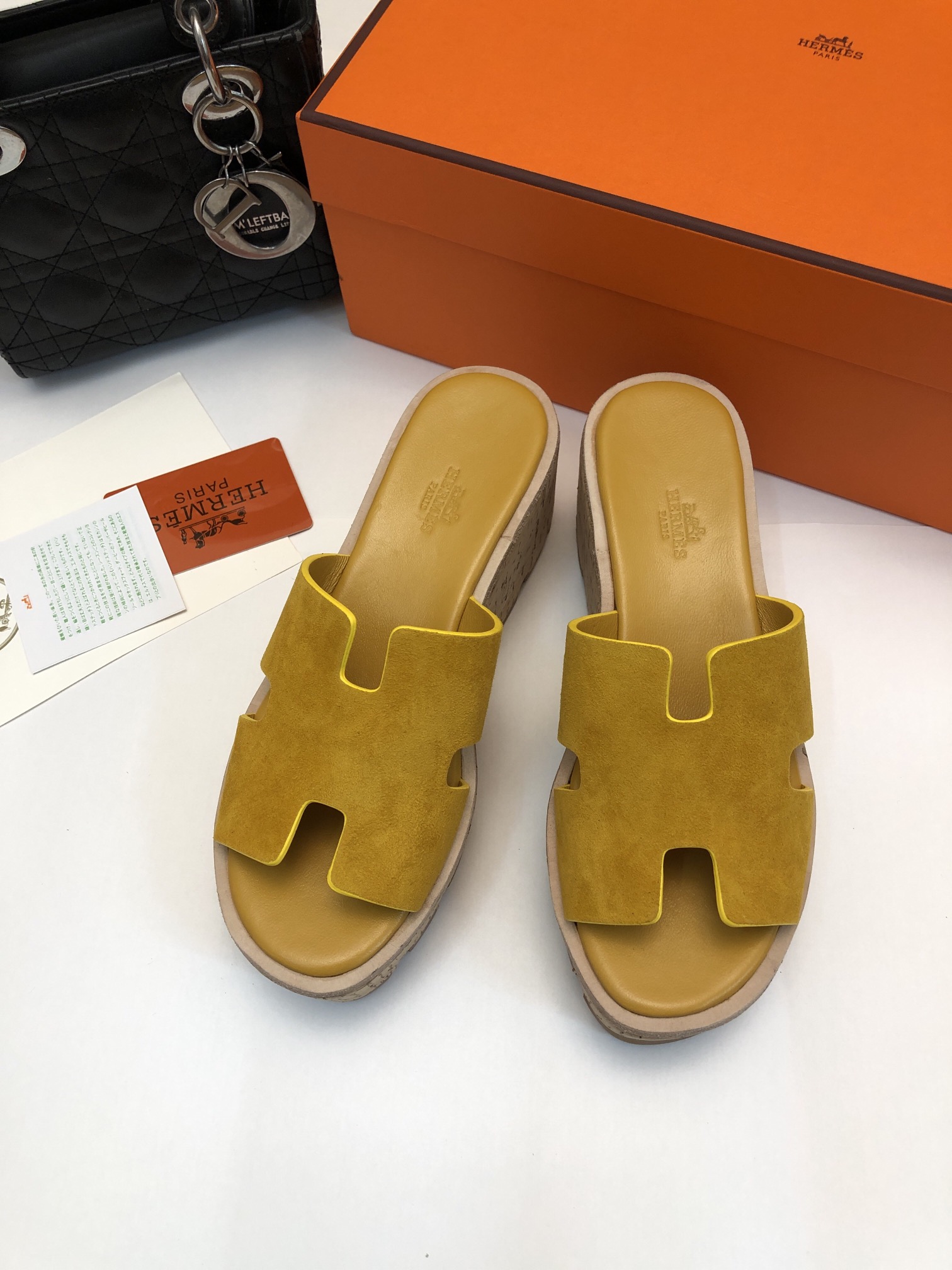 Where can you buy a replica
 Hermes Shoes High Heel Pumps Slippers Yellow Cowhide Rubber Sheepskin Spring/Summer Collection