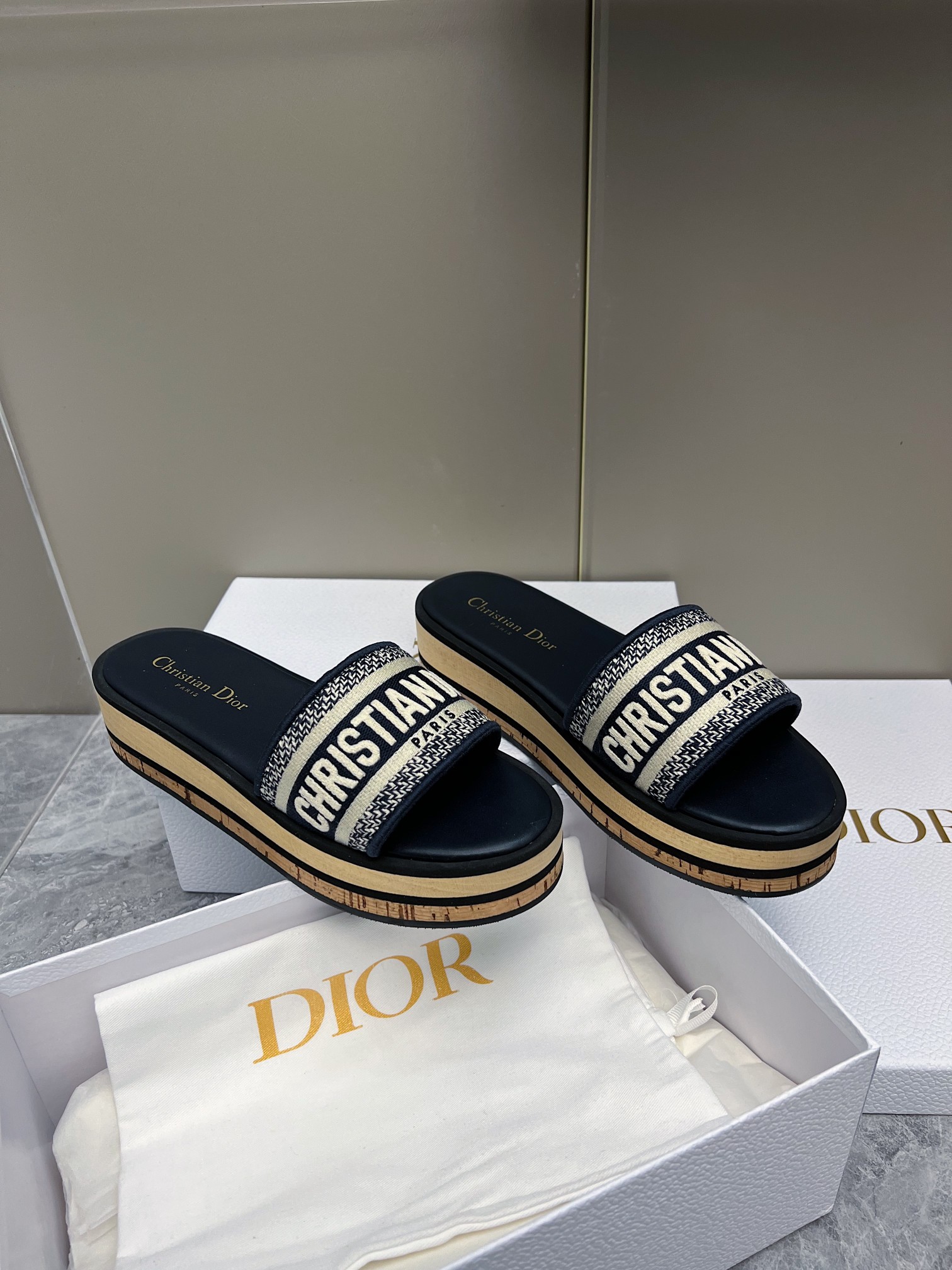Dior Women's Dway Slide Sandal in Blue Dior Oblique Embroidery, Wood Platform 4 a1740353691100 4557