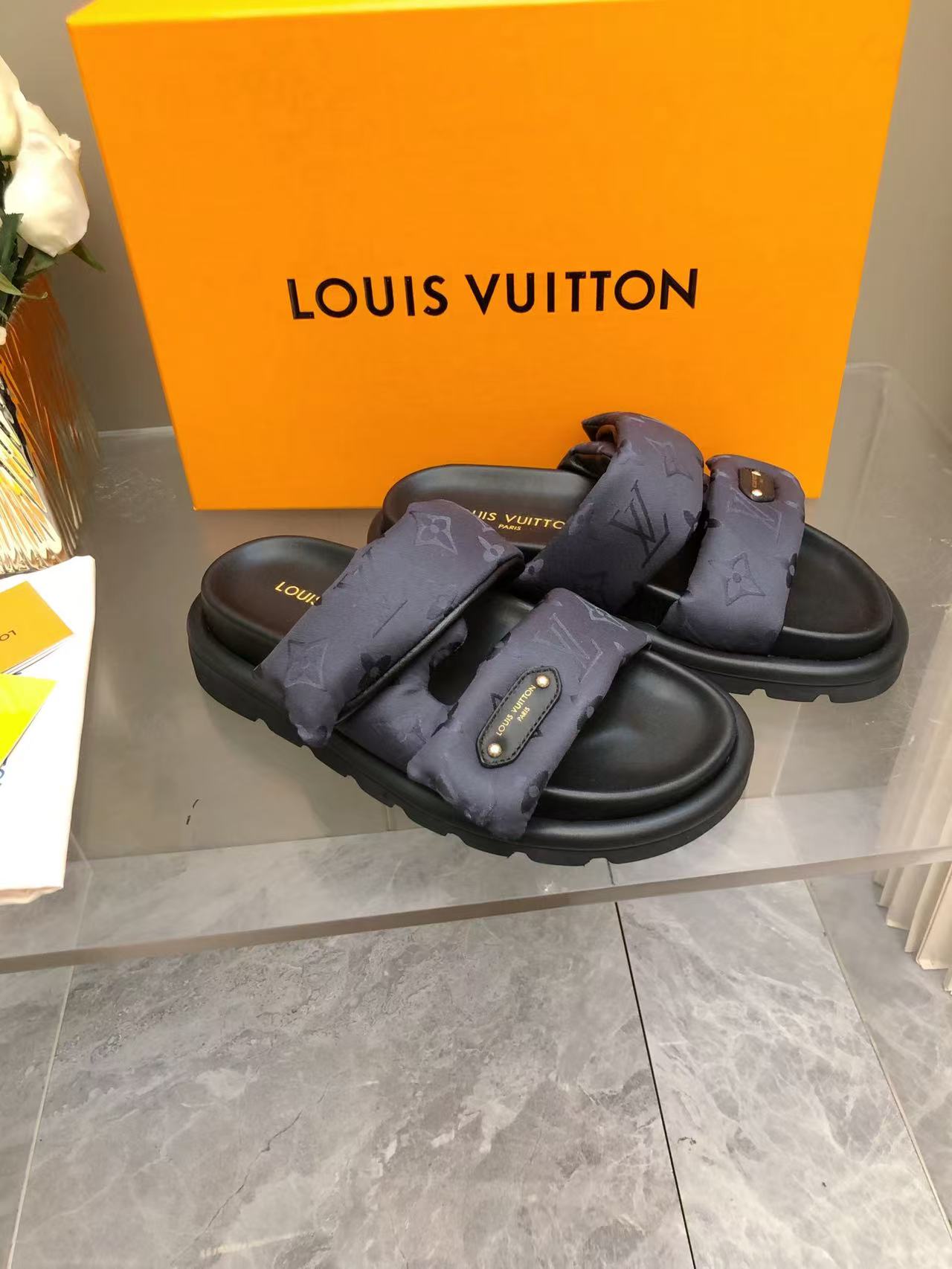 Louis Vuitton Pool Pillow Comfortable Sandals - Perfect for Couples 1 Louis Vuitton Pool Pillow Comfortable Sandals - Perfect for Couples