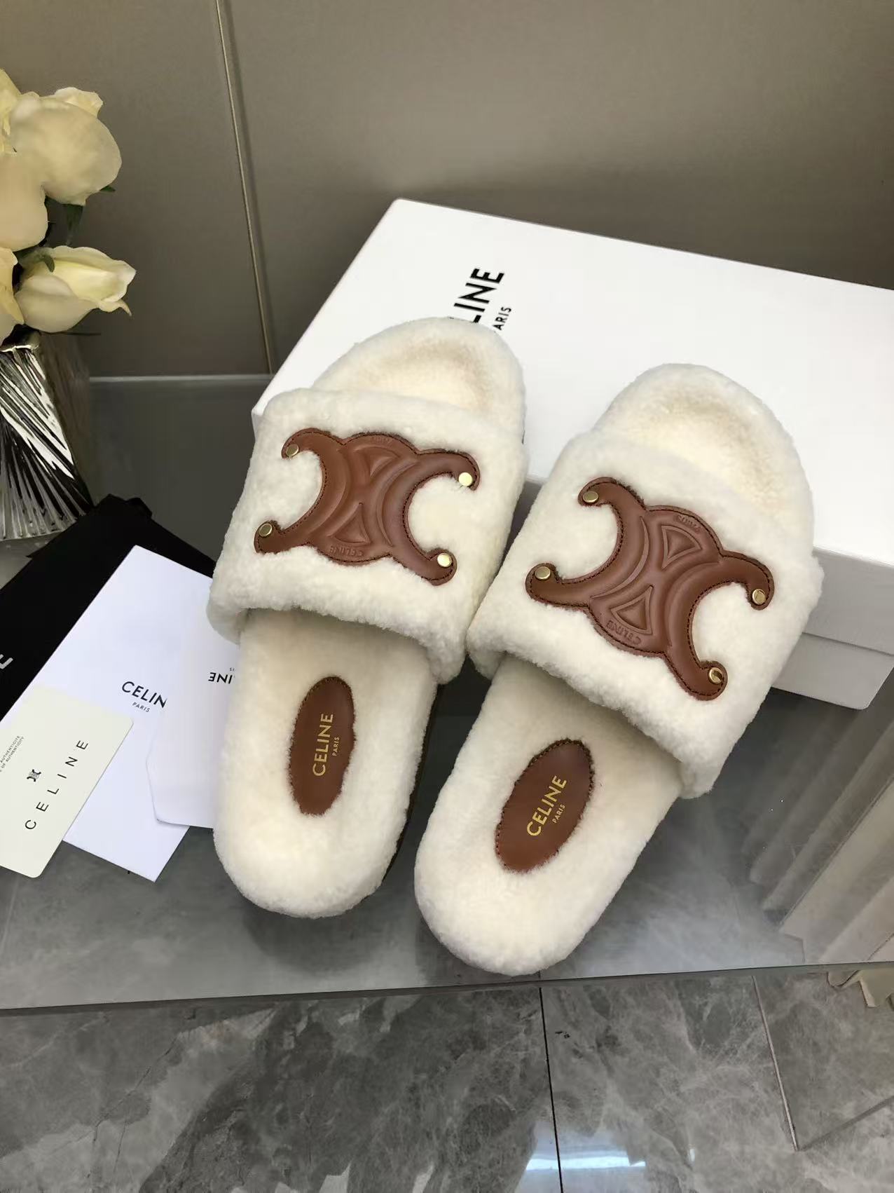 셀린느 개선문 로고 울 슬리퍼 104991 이미지 9