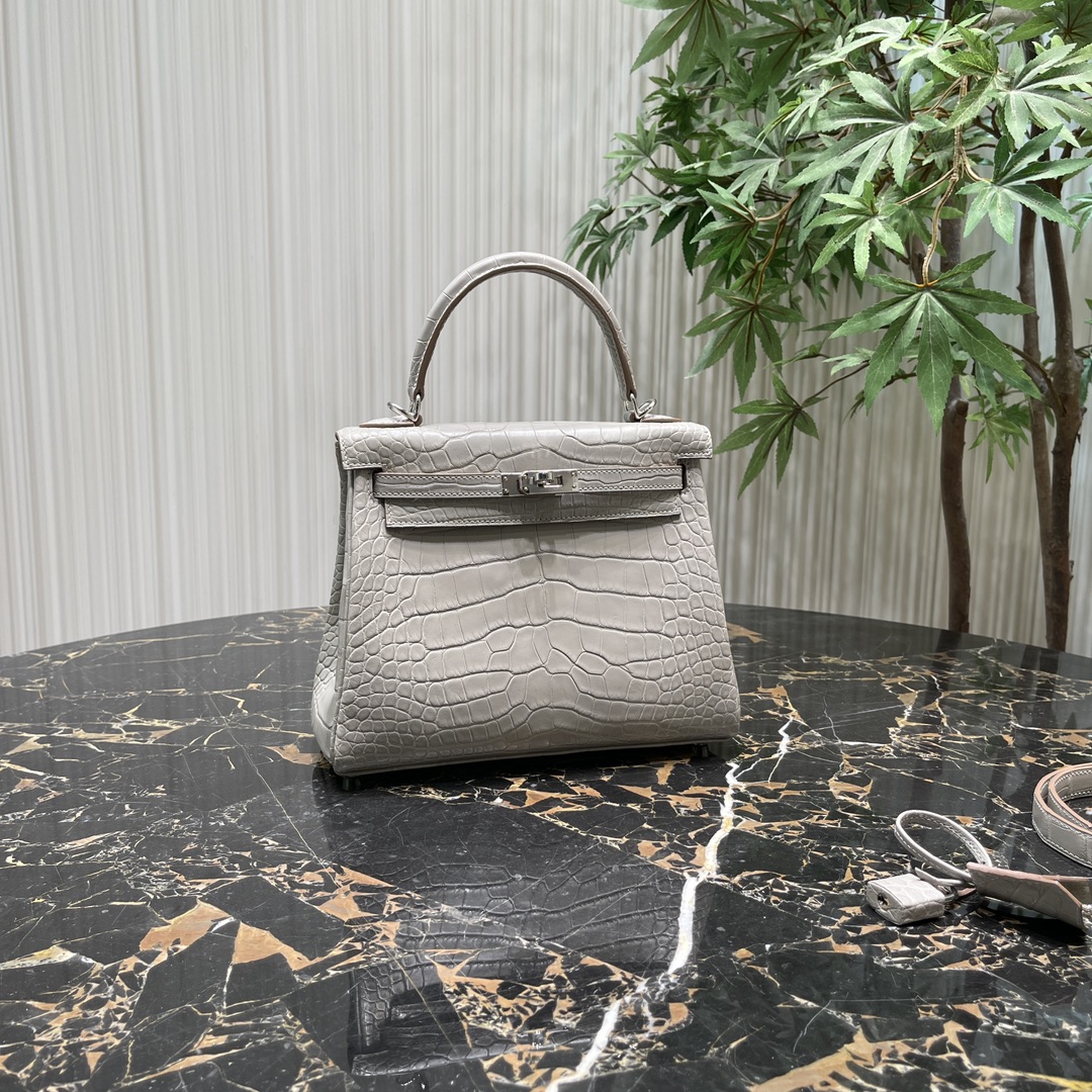 È illegale acquistare dupe
 Hermes Kelly Borsette Borse Crossbody & Borse a Tracolla Grigio Bianco Hardware argento Cuoio di coccodrillo