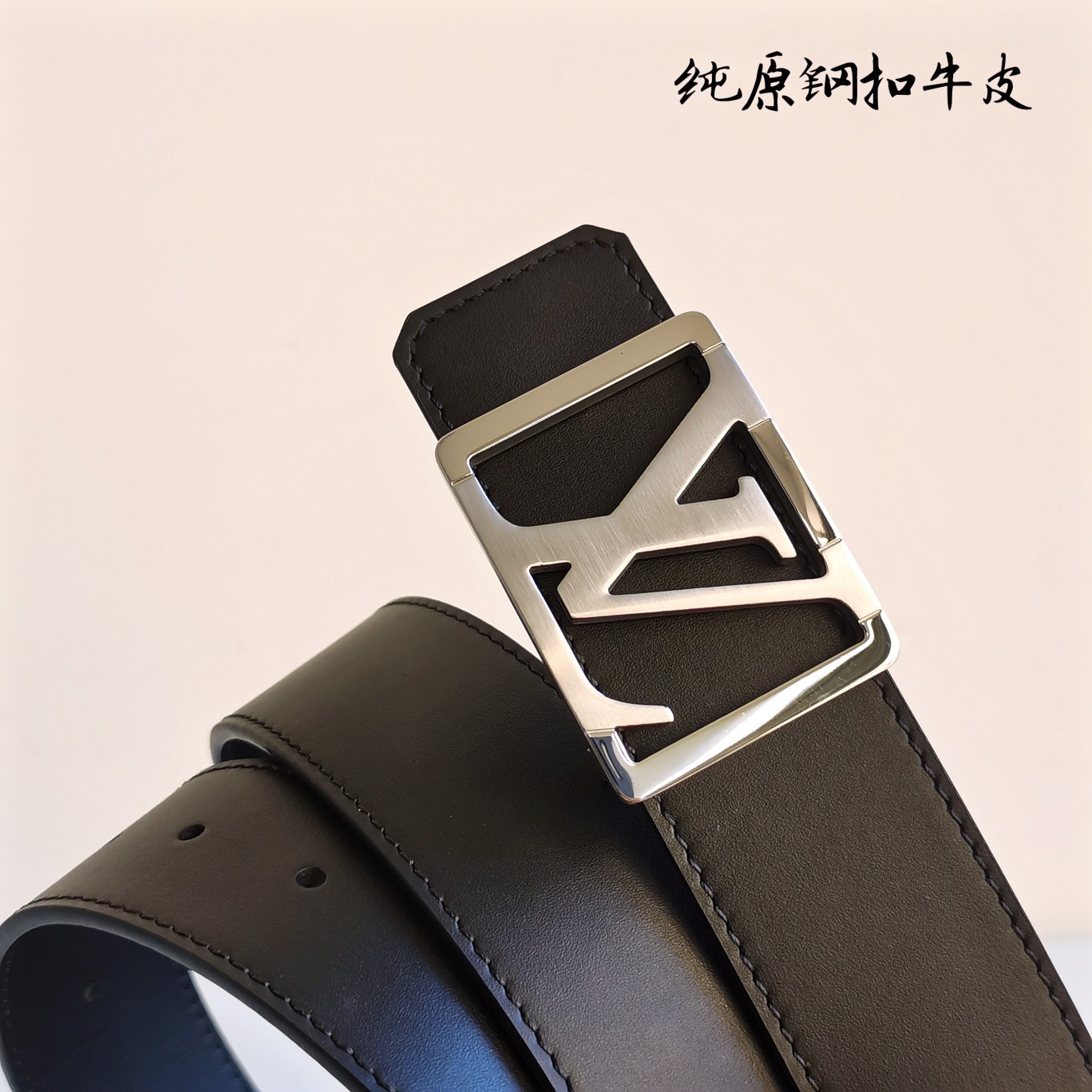 LOUISVUITTON原单品质纯钢精品扣经典印花精工制作细节看图实物拍摄宽度4.0cm