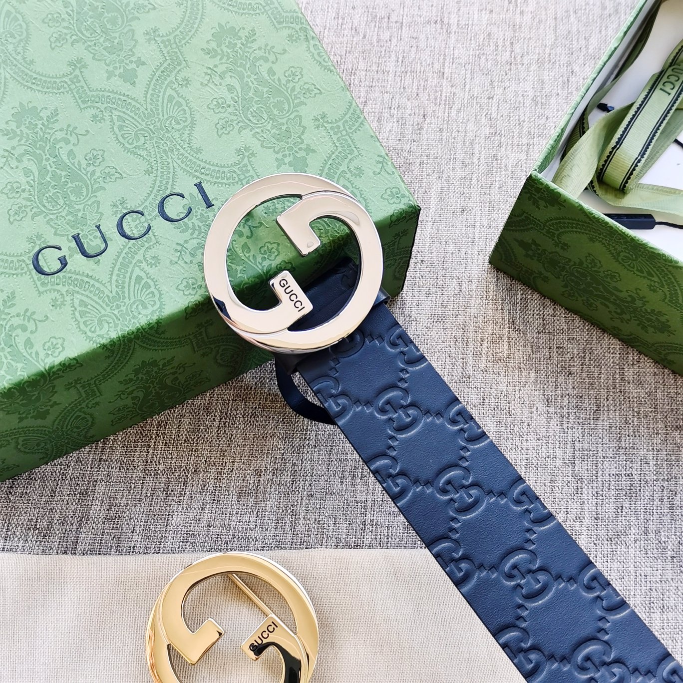 Gucci古奇经典款双面原厂小牛皮搭配精品钢扣腰带专柜规格3.8cm