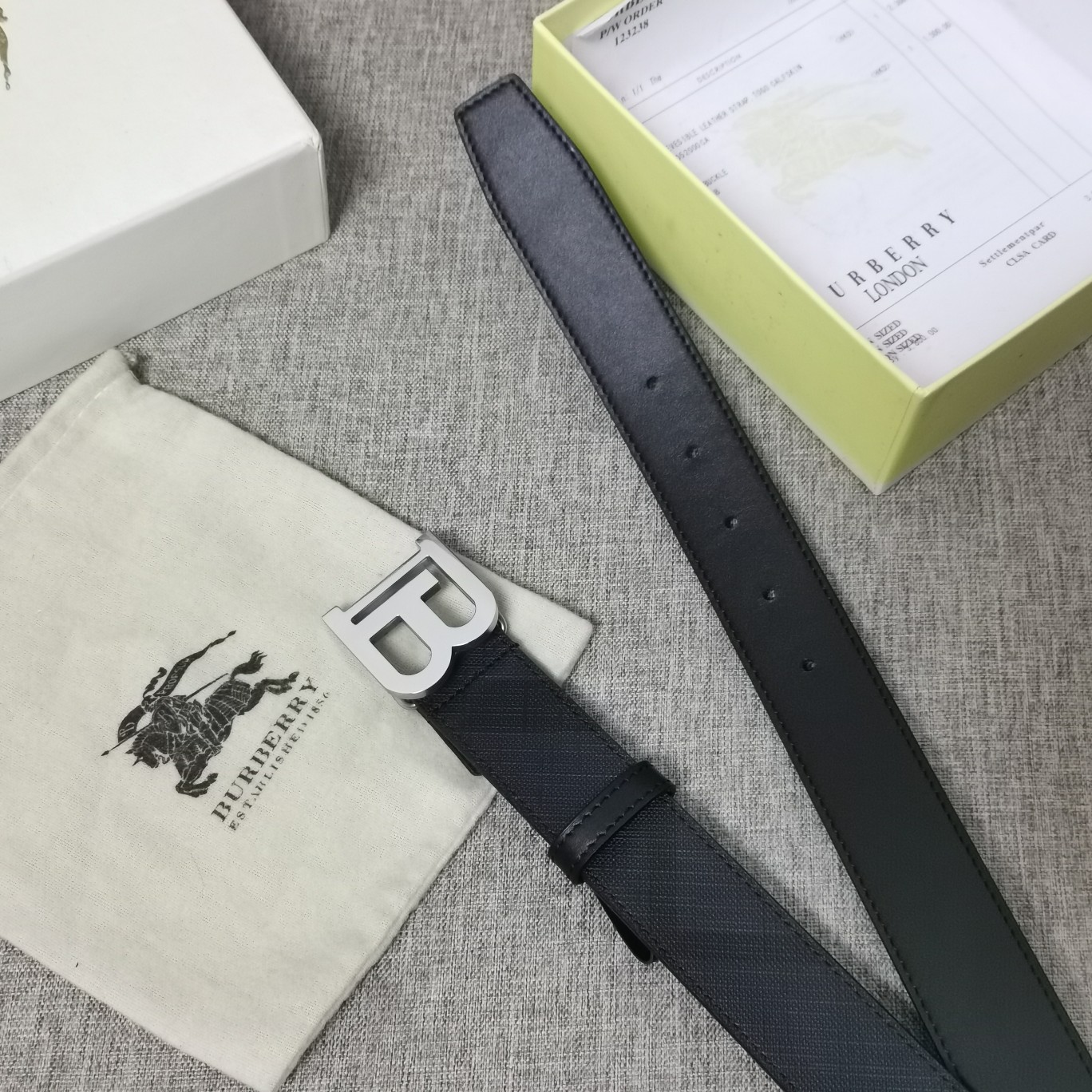 巴宝莉原单质量新款男士腰带进口小牛皮皮带专柜同步新款Burberry博柏利休闲款宽度3.5cm