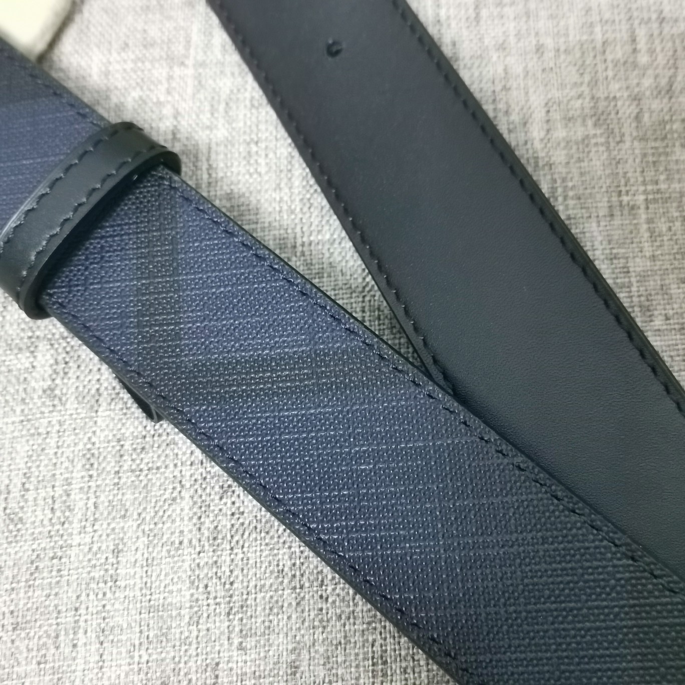 巴宝莉原单质量新款男士腰带进口小牛皮皮带专柜同步新款Burberry博柏利休闲款宽度3.5cm
