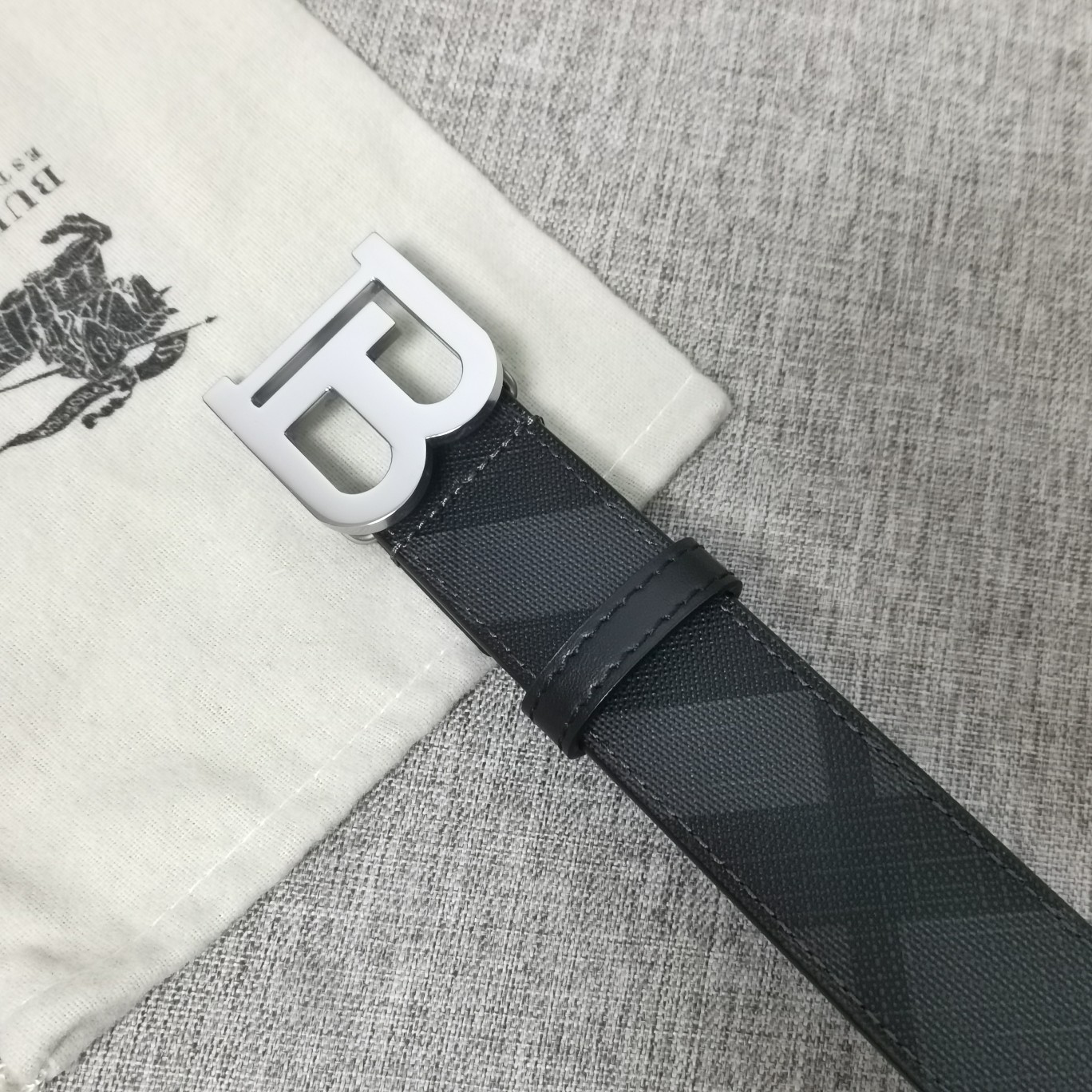 巴宝莉原单质量新款男士腰带进口小牛皮皮带专柜同步新款Burberry博柏利休闲款宽度3.5cm