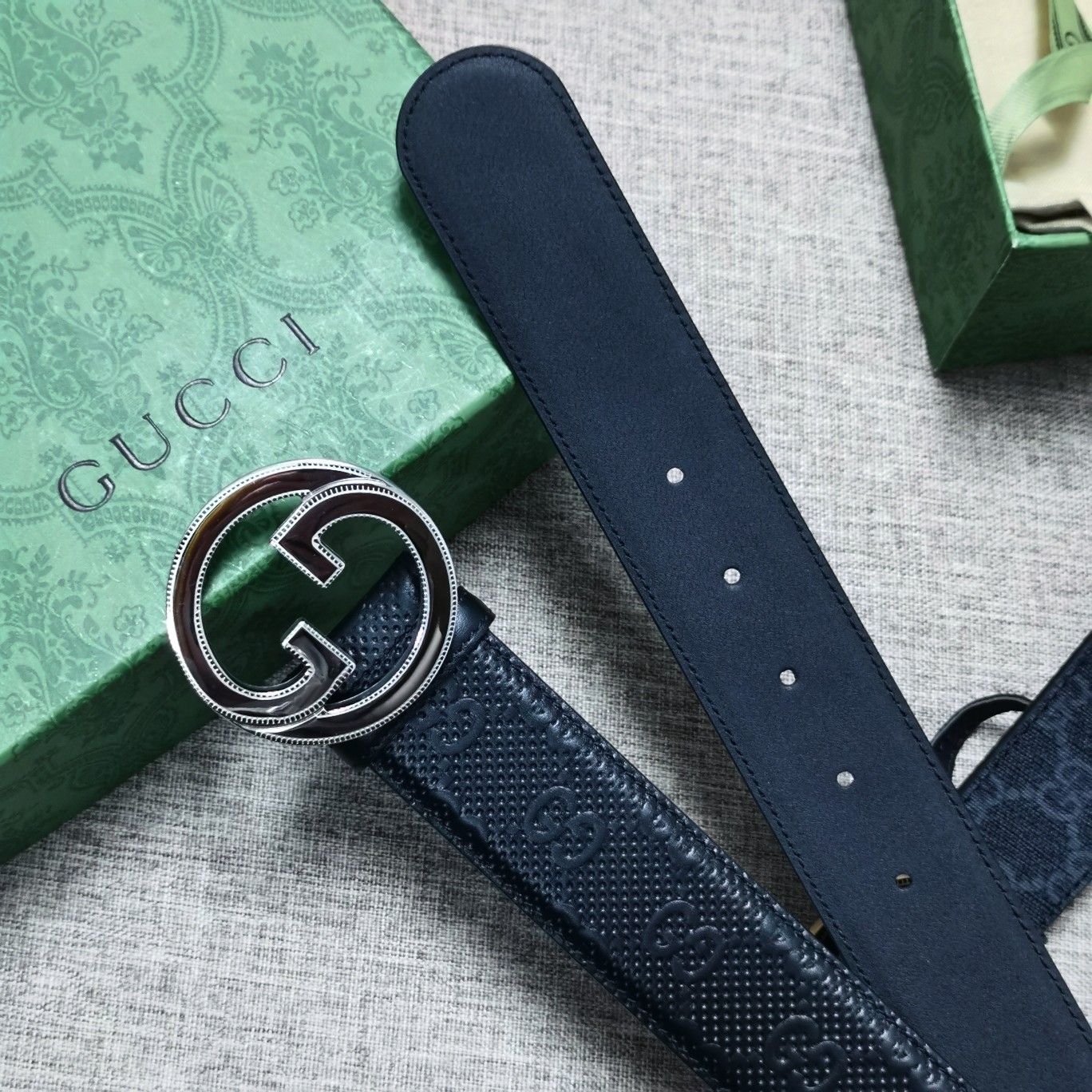 Gucci[正]爆款皮带4.0cm原版面料内衬原版底.配以经典互扣式花纹GG钢扣头原单品质专柜同款