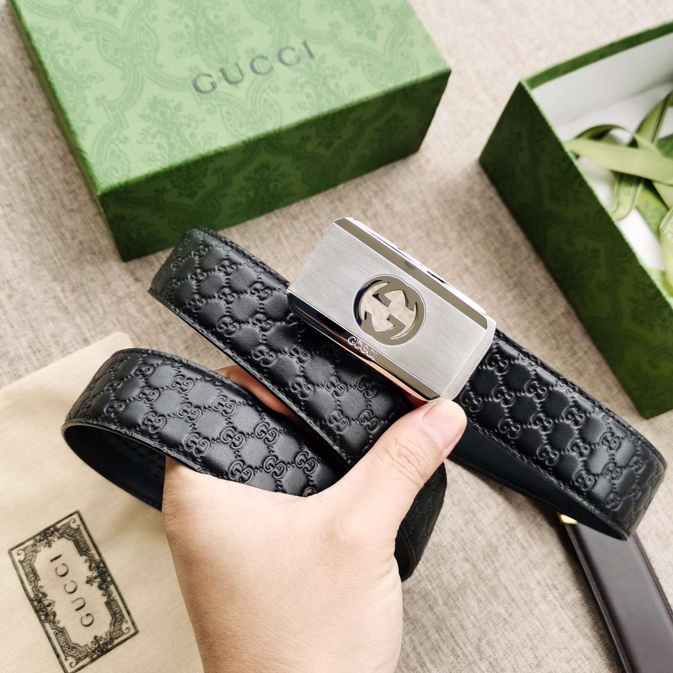 Gucci[正]古奇自动带进口小牛皮手感细腻柔软搭配纯钢自动精品扣男士必备！宽度3.5cm