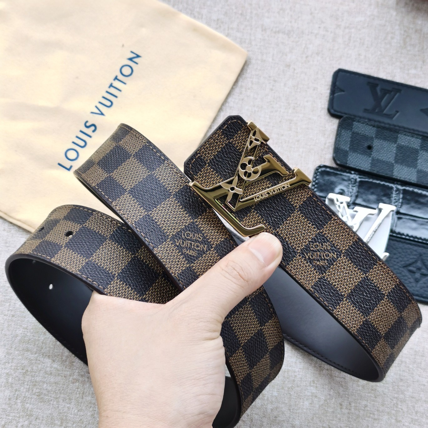 LV[正]路易威登原版品质代工厂货品40mm宽度正品一体铸造五金钢扣原厂皮料双面原厂定制面料区别市场货！