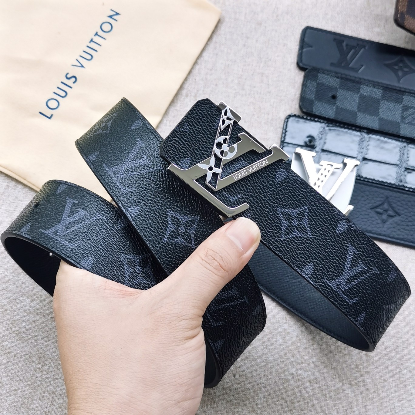 LV[正]路易威登原版品质代工厂货品40mm宽度正品一体铸造五金钢扣原厂皮料双面原厂定制面料区别市场货！