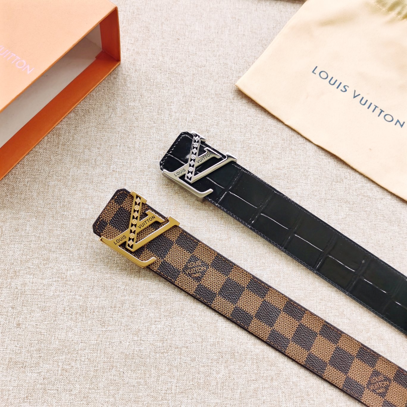 LV[正]路易威登原版品质代工厂货品40mm宽度正品一体铸造五金钢扣原厂皮料双面原厂定制面料区别市场货！