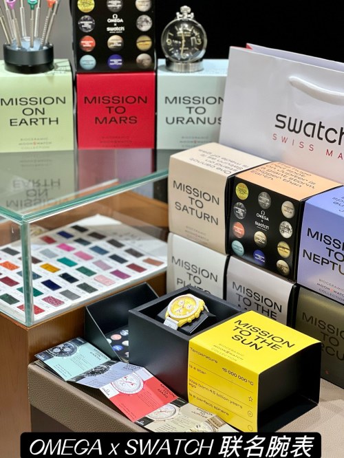 Omega x Swatch Bioceramic Moonswatch Collection - Mission to the Sun 1 Omega x Swatch Bioceramic Moonswatch Collection - Mission to the Sun