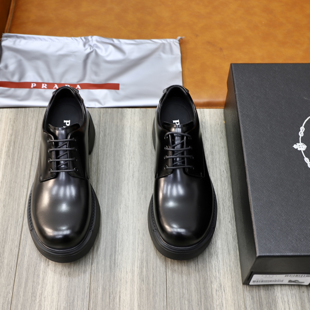 Calidad del pedido original: Marca: PRADA Código estándar: 39–44 (38/45 se puede personalizar) Nivel: Nuevo modelo del …