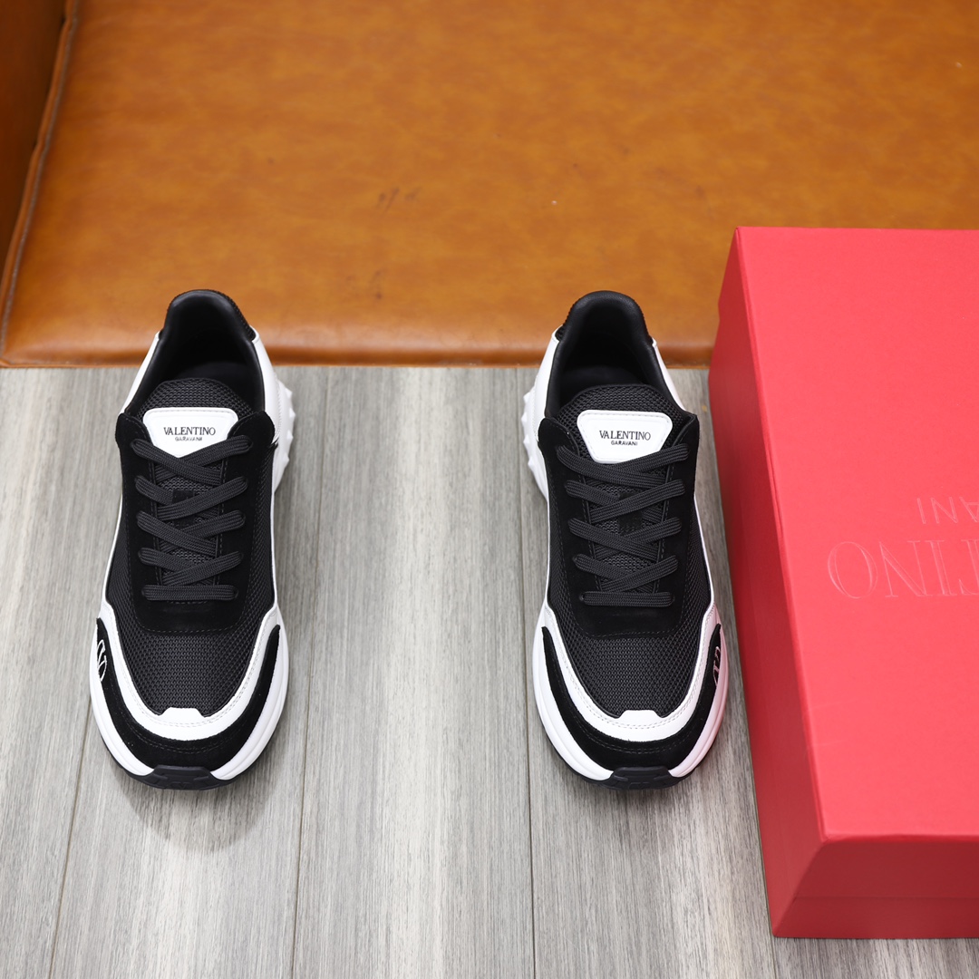NO:270461,【VALENTION】Valentino - High-end quality Original single - Upper Napa calfskin, reverse velvet cowhide, brand canvas cloth, computer embroidery brand totem - Inner mixed-bred sheepskin, footbed; Brand canvas - Outsole ultra-light TPU·rubber foam; Two-color molded sole - Ultra-high quality control·fine workmanship highlighted (high-end, noble, grade) -Size39-44 (38,45 can be customized),,valentino,valentino,cowhide,sheepskin19860909【VALENTION】华伦天奴 -高端品质 原单 -鞋面纳帕小牛皮、反绒牛皮、品牌帆布布匹、电脑刺绣品牌图腾 -内里混种羊皮,垫脚; 品牌帆布 -大底超轻TPU·橡胶发泡；双色成型大底 -超高品控·做工精细凸显(高端·贵气·档次) -Size39-44（38,45可订做),,valentino,valentino,cowhide,sheepskin,Men's shoes