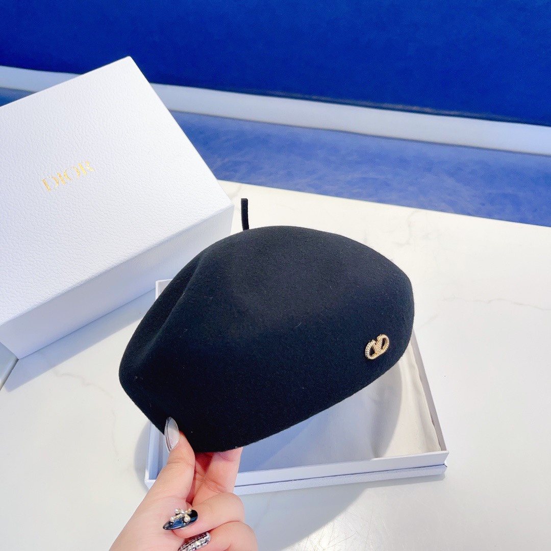 [Valentino Hats]ss Valentino Cashmere Beret The pure wool beret smells too goo