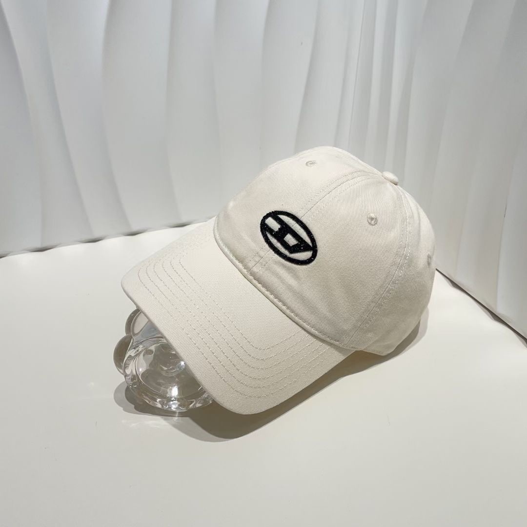NO:189611,Running volume DiSenna's new baseball cap This baseball cap is really versatile and out of date, and the cost-effectiveness is also very beautiful, so beautiful that it counterattack~ Hat Fisherman's hat Baseball cap Knit hat, hat, espadrilles, hats19860909跑量 迪赛纳新款棒球帽 这款棒球帽真的百搭不过时,性价比也很高,美到逆袭～帽子渔夫帽棒球帽针织帽,帽子,espadrilles,hats,hat