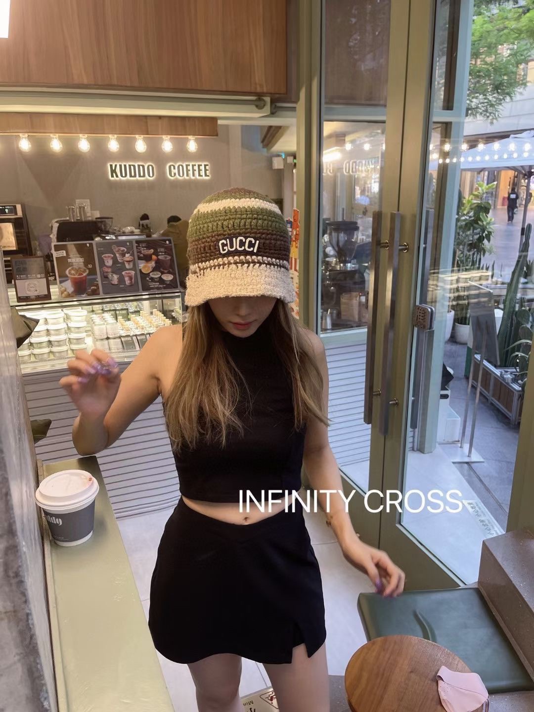 NO:190129,Running volume GUCC* Colorful wool hat with autumn and winter hand hooks. The thick knitted hand hooks are also special~ The wool is very soft and it is not easy to escape without tying your face. You can really get through!  Hat fisherman hat baseball hat knit hat, hat, gucci, espadrilles, hats19860909跑量 GUCC* 秋冬手钩彩色毛线帽 粗针织手钩还看又特别~ 毛线很软 不扎脸也不容易脱险 真的可以冲！ 帽子渔夫帽棒球帽针织帽,帽子,gucci,espadrilles,hats,hat