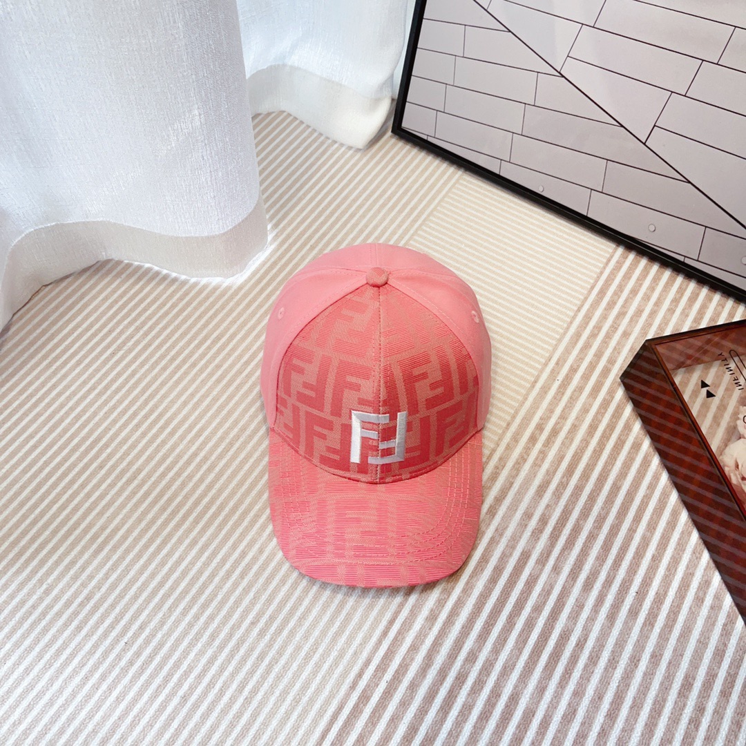 NO:190262,Running volume FE*D*Fendi new double F presbyterian spliced ​​baseball cap New double F phantom presbyterian, fashionable and versatile artifact!  Don't miss the hat control!  Head circumference: 56-58cm hat Fisherman hat Baseball hat Knitted hat, hat, espadrilles, hats19860909跑量 FE*D*分迪新款双F老花拼接棒球帽 新款双F幻影老花,洋气百搭神器！帽子控不要错过！ 头围:56-58cm帽子渔夫帽棒球帽针织帽,帽子,espadrilles,hats,hat