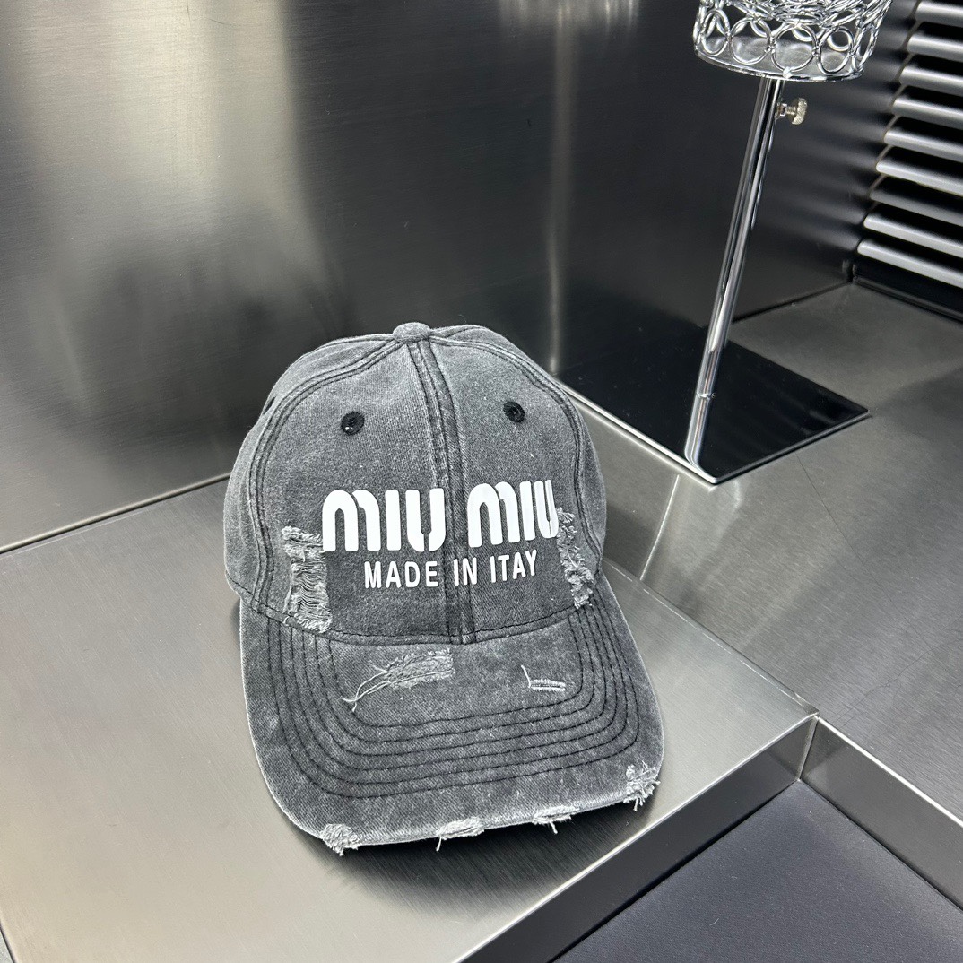 NO:190468,Running volume Miu~New Washing Baseball Cap The old craftsmanship is very high-end and can be worn all seasons!  Head circumference 56-58cm hat Fisherman hat Baseball hat Knit hat, hat, miumiu, espadrilles, hats19860909跑量 Miu～新款洗水棒球帽 做旧工艺很高级,四季可戴！ 头围56-58cm帽子渔夫帽棒球帽针织帽,帽子,miumiu,espadrilles,hats,hat