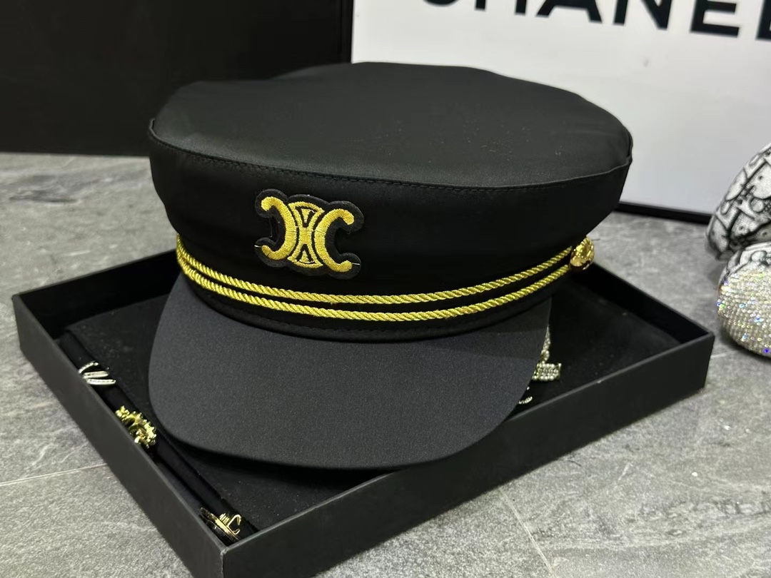 NO:191198,Running celin ~ Luxurious satin newspaper baby hat!  Fashionable style, very beautiful in detail!  The new craftsmanship has a great texture!  Invincible versatile style!  Head circumference: 57cm, hat, celine,hats19860909跑量 celin～奢华缎面报童帽！ 时尚气质款,细节处理超好看！ 新工艺质感超好！无敌百搭款！ 头围:57cm,帽子,celine,hats,hat