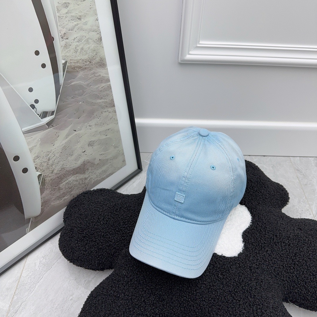 NO:191292,Running volume Acne smiley baseball cap New gradient color system ~ Fashionable, full of high-end style, same style for men and women, and the hat is positive!  Hat fisherman hat baseball hat knit hat, hat, acne studios, espadrilles, hats19860909跑量 Acne笑脸棒球帽 新款渐变色系～ 洋气 高级感十足 男女同款 帽型正！帽子渔夫帽棒球帽针织帽,帽子,acne studios,espadrilles,hats,hat