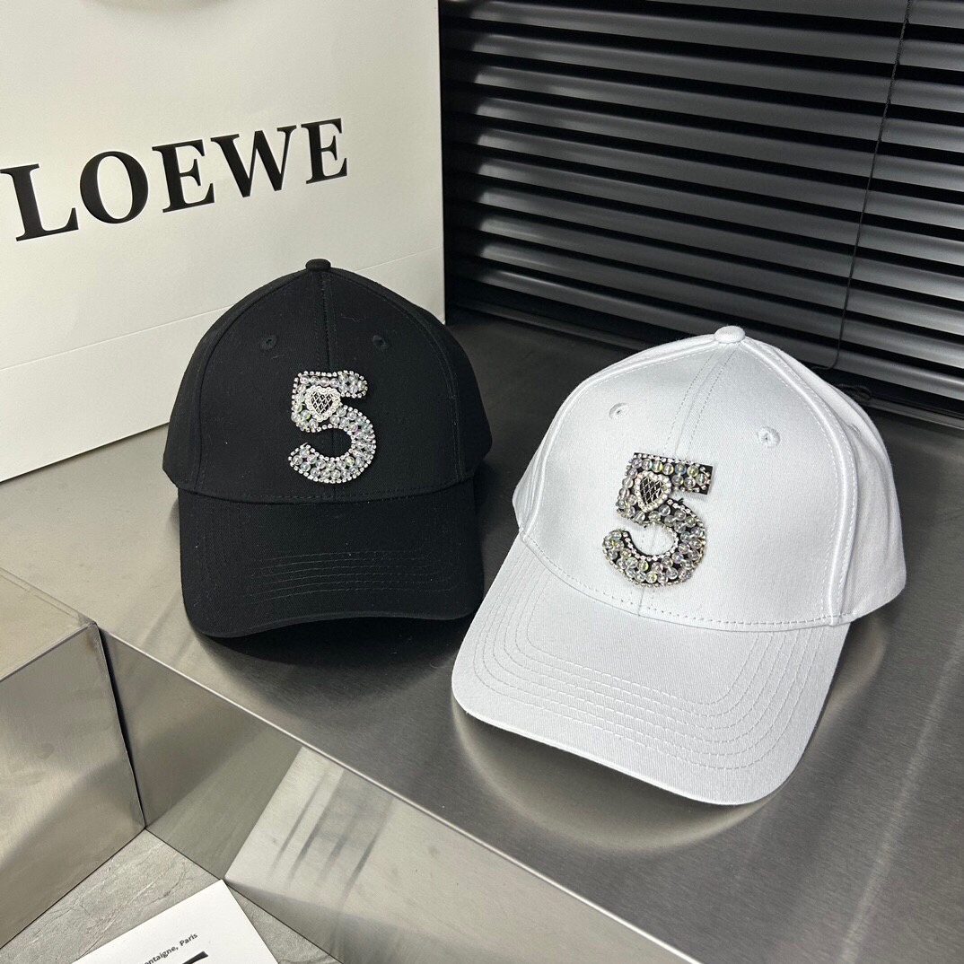 NO:192099,Running volume CHANE ~ New baseball cap Customized hard top Cotton hat positive hat style men and women hat fisherman hat baseball cap knit hat, hat, chanel, espadrilles, hats19860909跑量 CHANE～新款棒球帽 定制版硬顶 纯棉 帽型正 男女同款帽子渔夫帽棒球帽针织帽,帽子,chanel,espadrilles,hats,hat