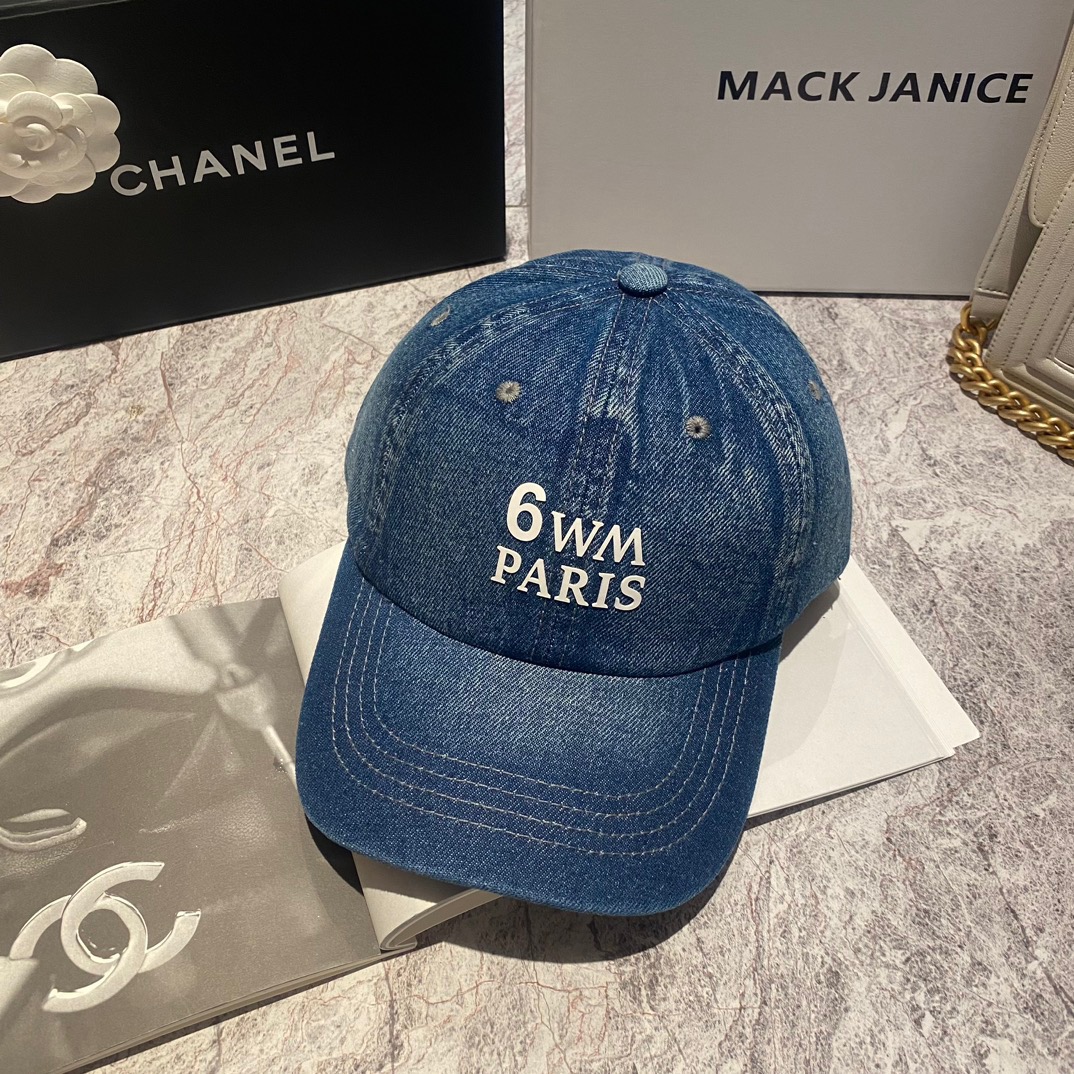 NO:193073,Running volume Magila denim baseball hat very fashionable ~ Must have styling ~ Three versatile colors will never be used mints ~ Hat straw hat fisherman hat baseball hat, hat, masion margiela, espadrilles, hats19860909跑量 马吉拉牛仔棒球帽 非常洋气~拗造型必备 百搭的三个颜色绝不会踩雷 必备神器~帽子草帽渔夫帽棒球帽,帽子,masion margiela,espadrilles,hats,hat