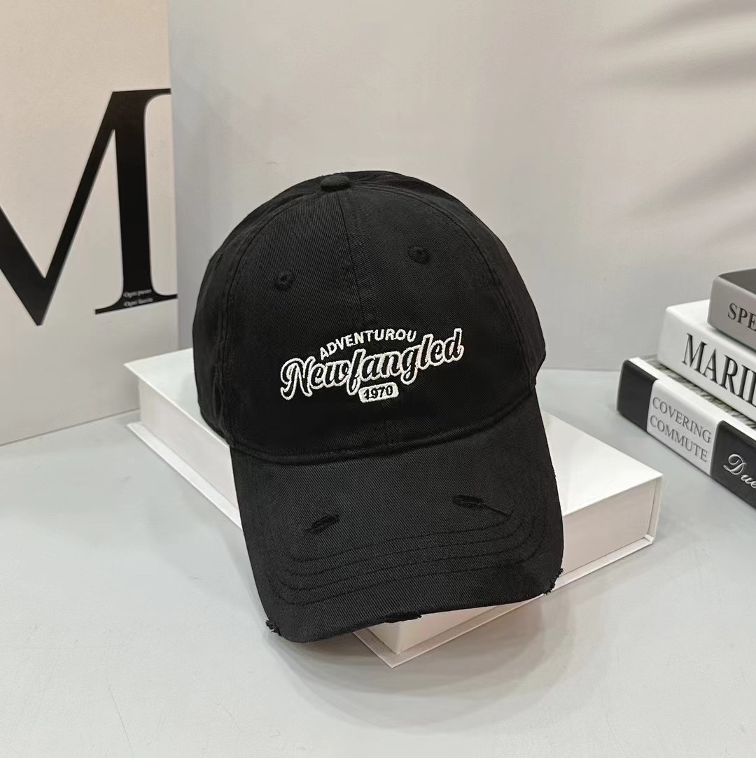 NO:193921,Running volume trendy brand new four-season baseball cap high quality custom logo Material: cotton Head circumference: 56-58 All-can be hat Fisherman's hat Baseball cap Knit hat, hat, espadrilles, hats19860909跑量 潮牌新款四季棒球帽 高品质定制logo 材质:棉 头围:56-58均可帽子渔夫帽棒球帽针织帽,帽子,espadrilles,hats,hat