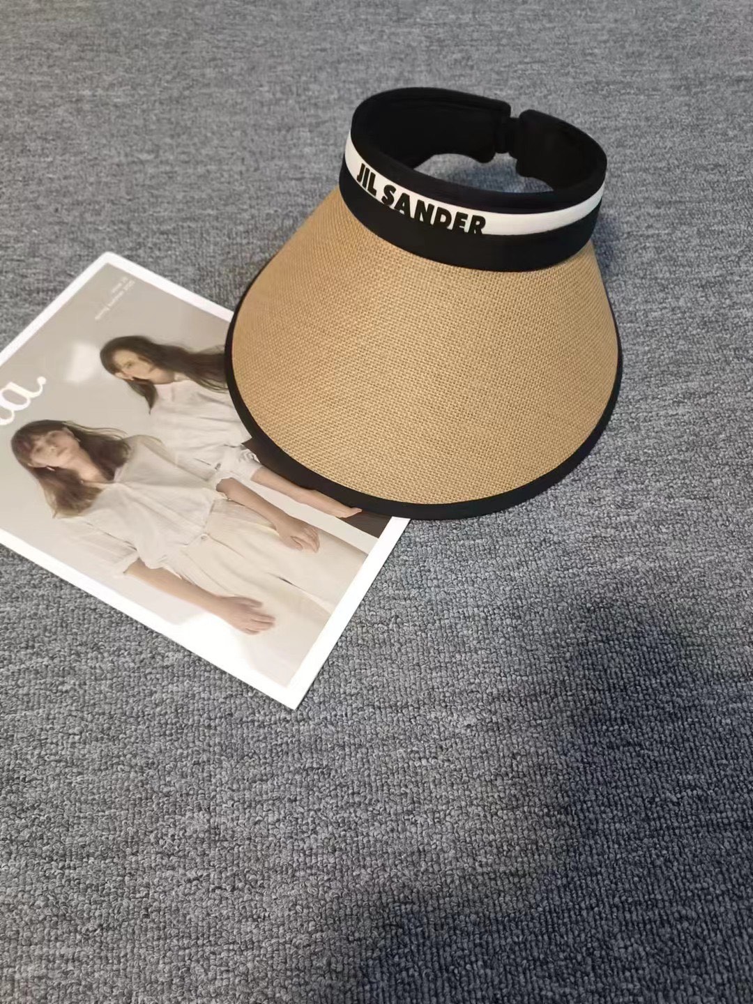 NO:193861,Running volume Jil sander new empty top hat color-blocking design, positive style!  Vinyl is protected from ultraviolet rays, must-have in summer!  Hat fisherman hat baseball hat knit hat, hat, jil sander, espadrilles, hats19860909跑量 Jil sander新款空顶帽 拼色变设计,版型正！ 黑胶防紫外线,夏季必入！帽子渔夫帽棒球帽针织帽,帽子,jil sander,espadrilles,hats,hat