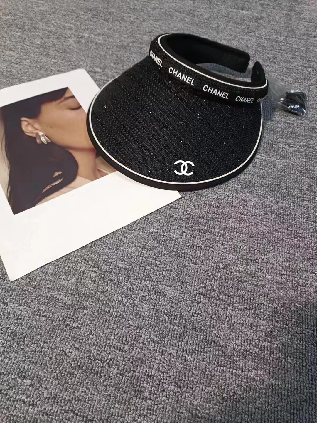 NO:194052,Running volume Xiaoxiang's new summer sky-top sun hat, UV-proof inner design, one that can be worn on a daily basis on the beach!  Hat fisherman hat baseball hat knit hat, hat, espadrilles,hats19860909跑量 小香夏季新款空顶遮阳帽 防紫外线内里设计,沙滩日常都能戴的一款！帽子渔夫帽棒球帽针织帽,帽子,espadrilles,hats,hat