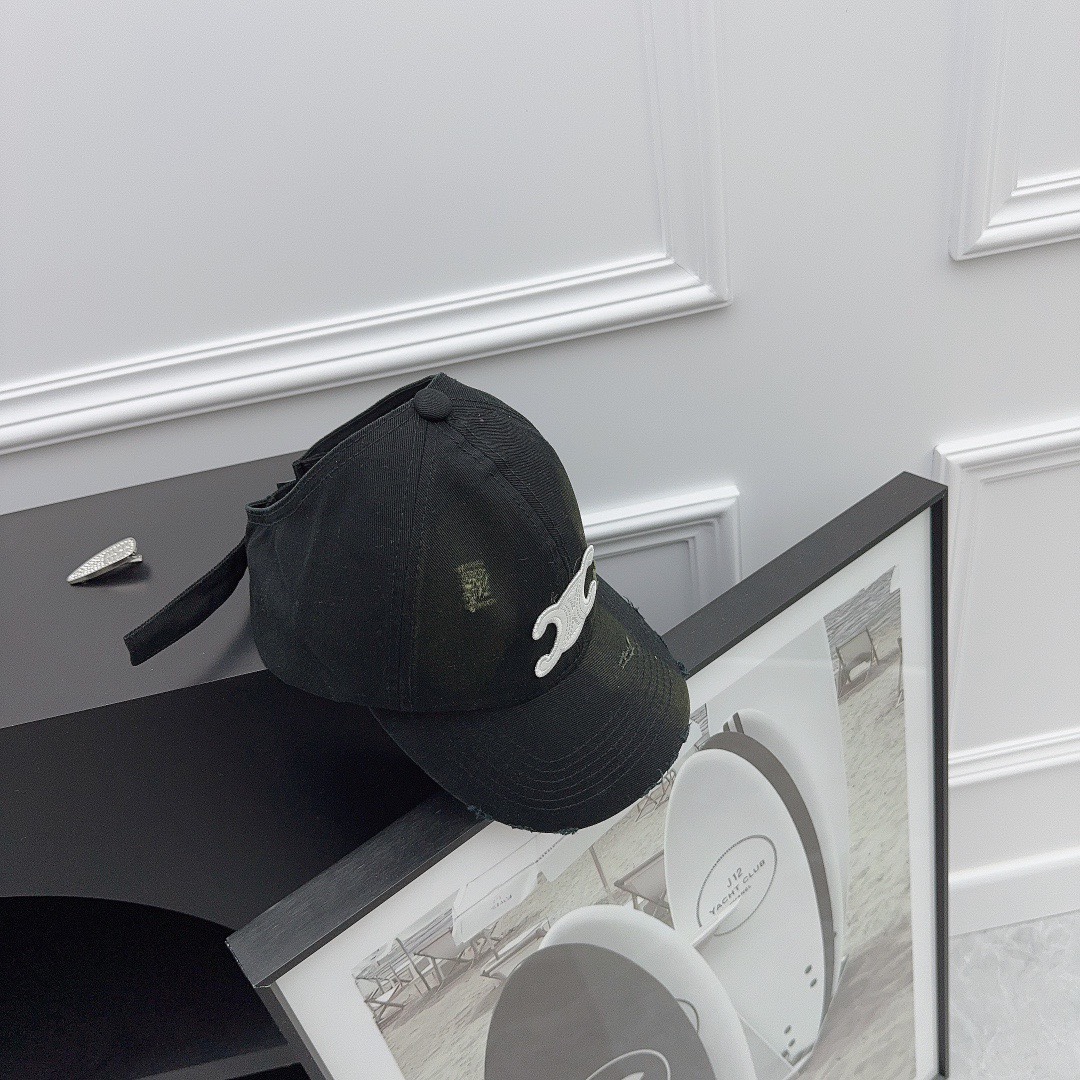 NO:194024,Running volume Celin~Arc de Triomphe is shipped in spring and summer. It must be entered in the air baseball series in summer. The duck tongue shows the face and breathable sports style. Close your eyes and enter!  Hat fisherman hat baseball hat knit hat, hat, celine, espadrilles, hats19860909跑量 Celin～凯旋门春夏新款出货 夏季必入空顶棒球系列 鸭舌显脸小透气运动款 闭眼入！帽子渔夫帽棒球帽针织帽,帽子,celine,espadrilles,hats,hat